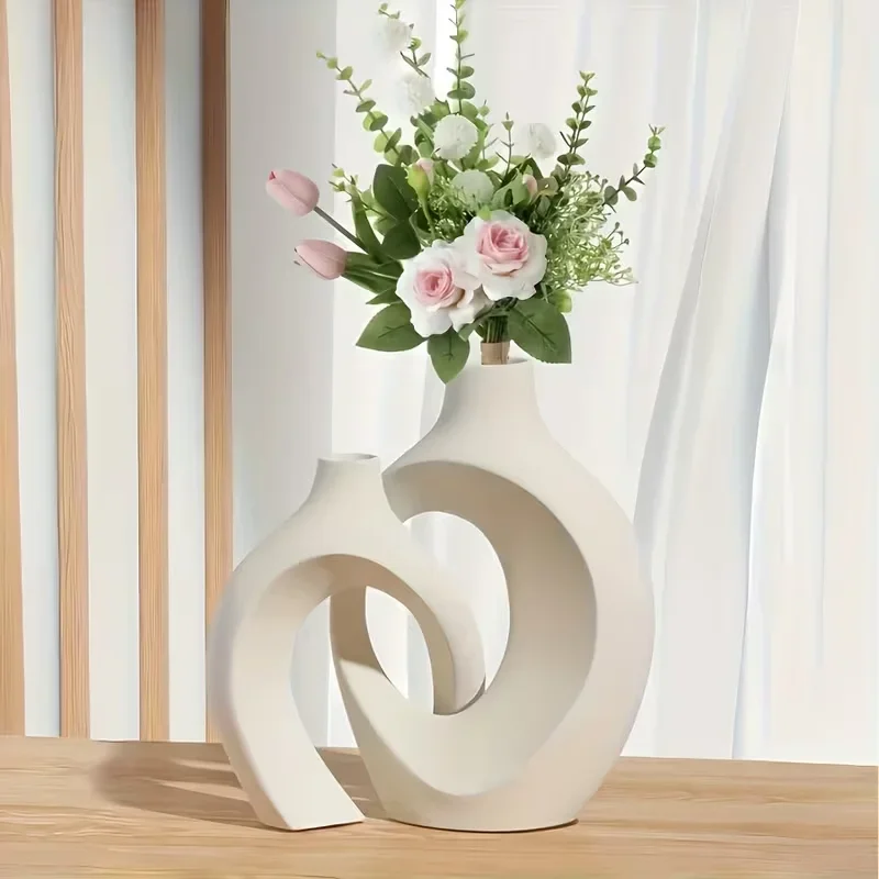 Latest Models Hollow Nordic Modern Vase Set of 2 for Modern Home Decoration Plastic Hollow Flower Vases for Living Room
