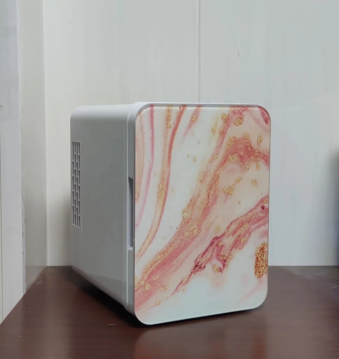 Smart Library 4L Desktop care Cosmetic Cooler Box Car Refrigerator Mini Fridge Custom Branded Refrigerator Cosmetique