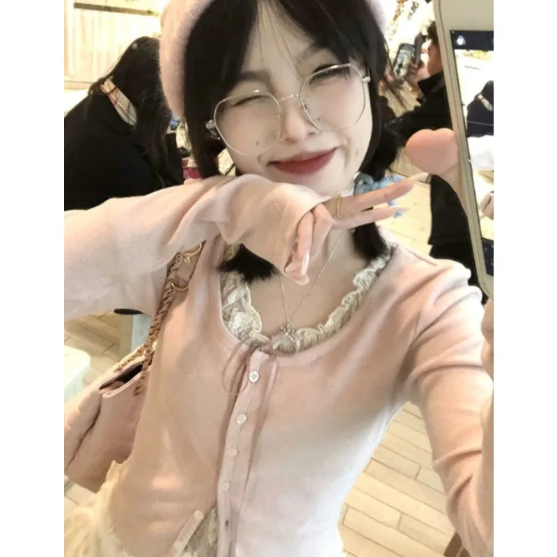 

2026 New Korean-style Matching Two-piece Long-sleeve T-shirt for Women, Autumn and Winter, Small Size Slimming V-neck Undershirt