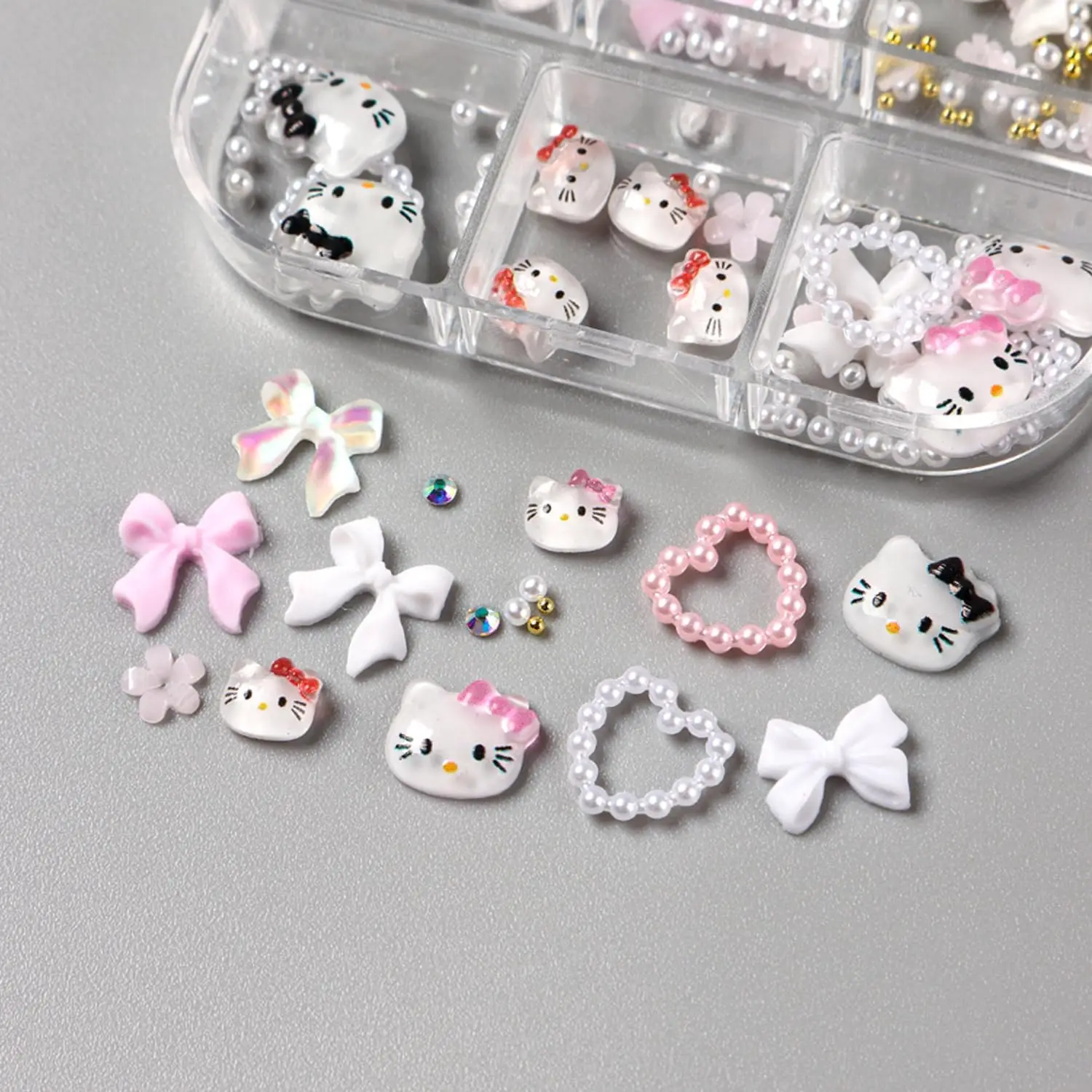 1박스 3D 헬로 키티 네일 참 세트 다기능 진주/하트/활 네일 아트 재료 키트 카와이 매니큐어 쥬얼리 부품 만들기 *