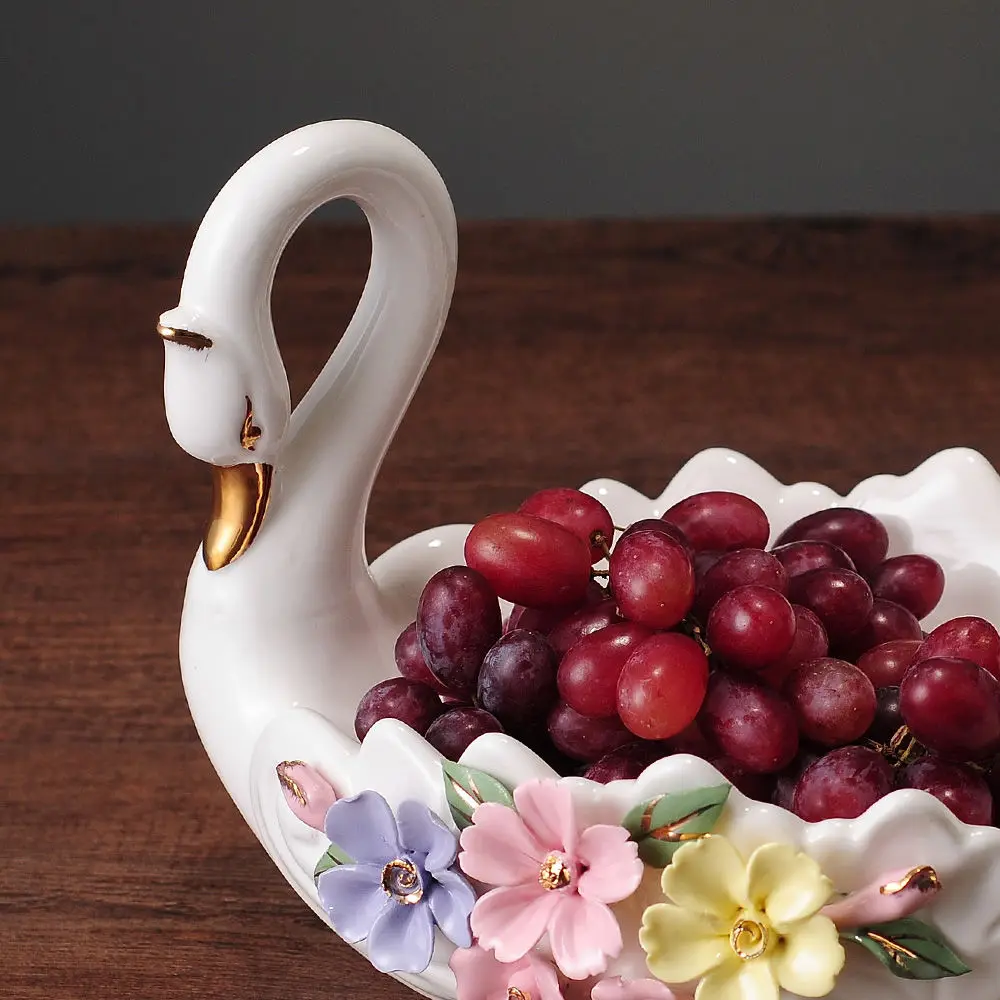 Swan Fruit Tray Creative Living Room Table Candy Storage Swan Ashtray Dry Fruit Box Wedding Gift Ceramic European Swan Ornaments