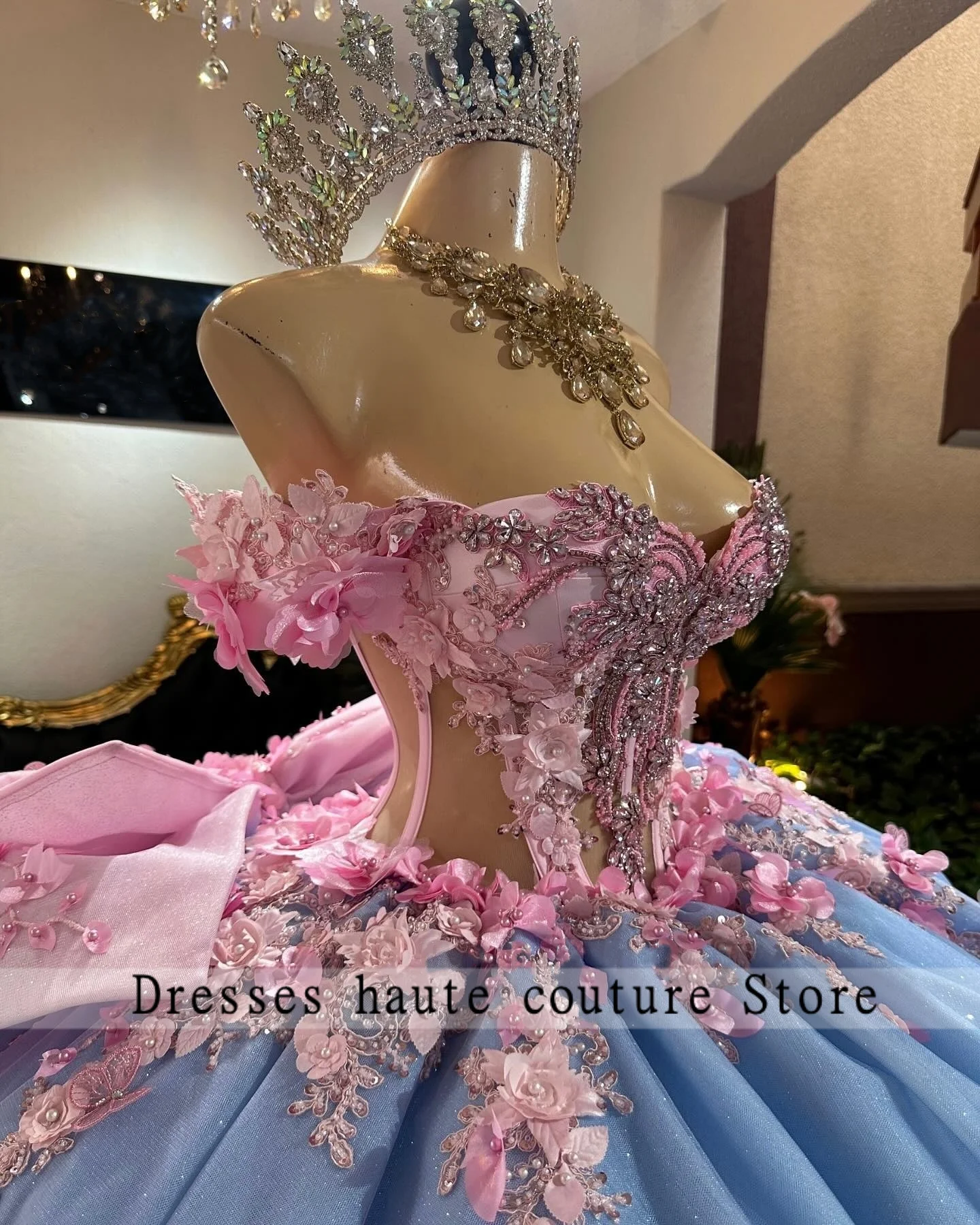 

Luxury Blue Quinceanera Dresses Princess Bead Crystals Birthday Gowns Pink 3D Flower Appliques Vestidos De 15 Wit Bow Customized