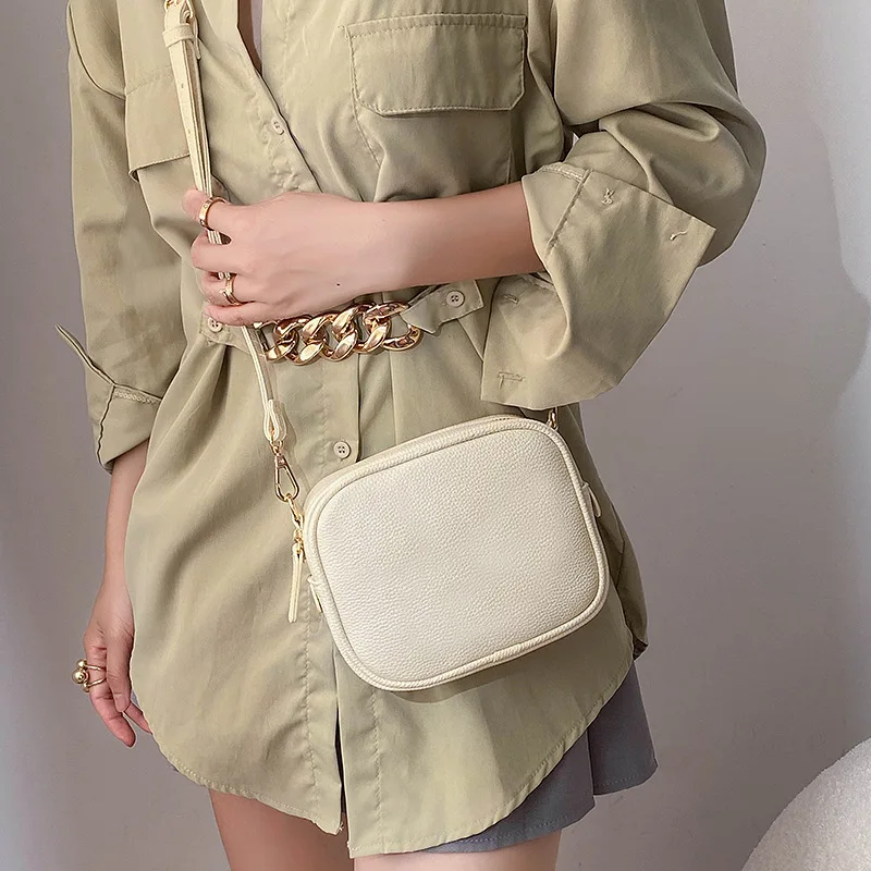 Alirattan 2025 New  Women's Shoulder Bag  Versatile Fashion Messenger Bag PU Women's Small Square Bag image 3