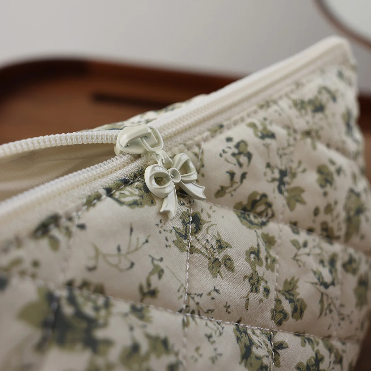 Reise tragbare Blume Blumen Kosmetik tasche Stoff druck Hautpflege produkte Schlafsaal multifunktion ale Mädchen Reiß verschluss Aufbewahrung tasche