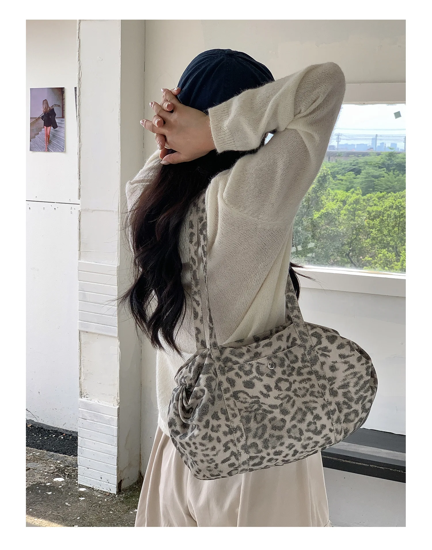 Wilde Leopardenmuster Nylon Umhängetasche Große Kapazität Multipocket Tote Bag Trendy Frauen Casual Geldbörse Guangzhou Hochwertige Tasche – Detail 15