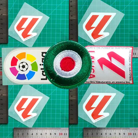 L aLiGa Soccer Patches Plastic iron on with Glue for 2023/24 and 2024/25 Small circle letter armband Soccer Badges Heat transfer