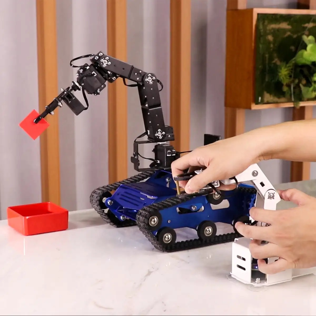 Hiwonder Programming Real-time Control Robotic Arm Synchronization Controller for Robot