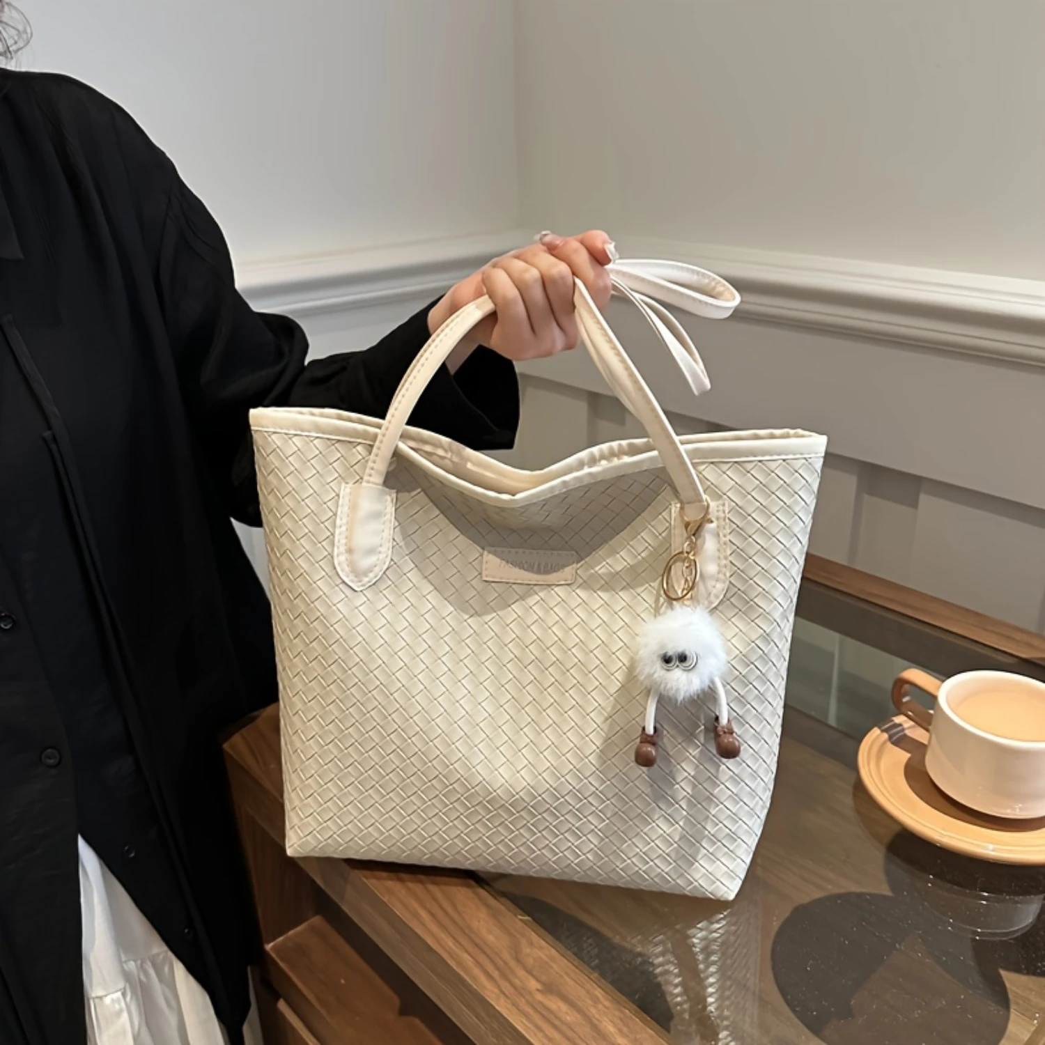 

Fashion Tote Bag, Large Capacity, Solid Color Weave Pattern, Luxury Stylish Versatile Travel Handbag