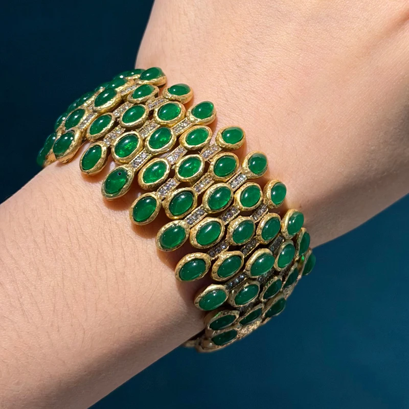 

Vintage Honeycomb Wide Women Bracelet Antique Green Glaze Gold Color Elastic Bangle Luxury Jewelry Designer High Quality 2025