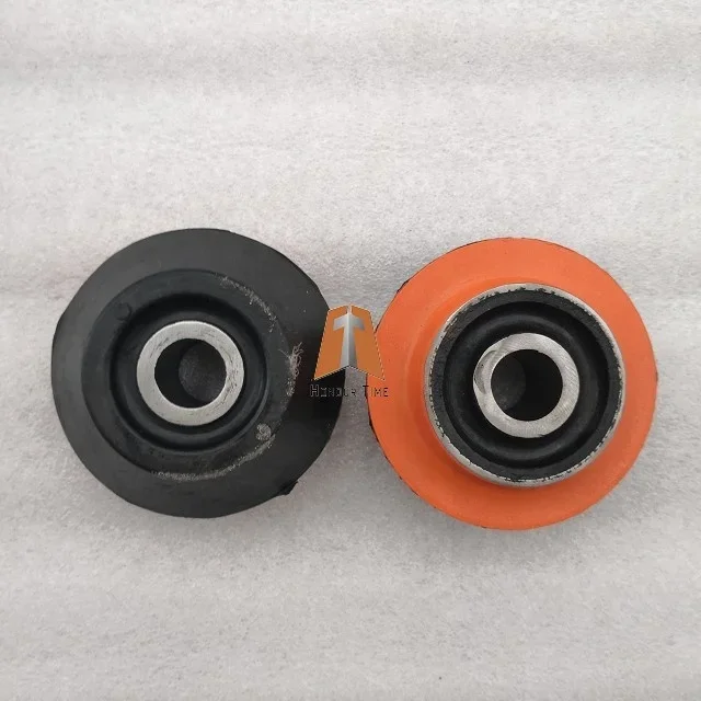 

Excavator PC130-7 diesel Engine Mounts Cushion for 4D95 Engine Cushion
