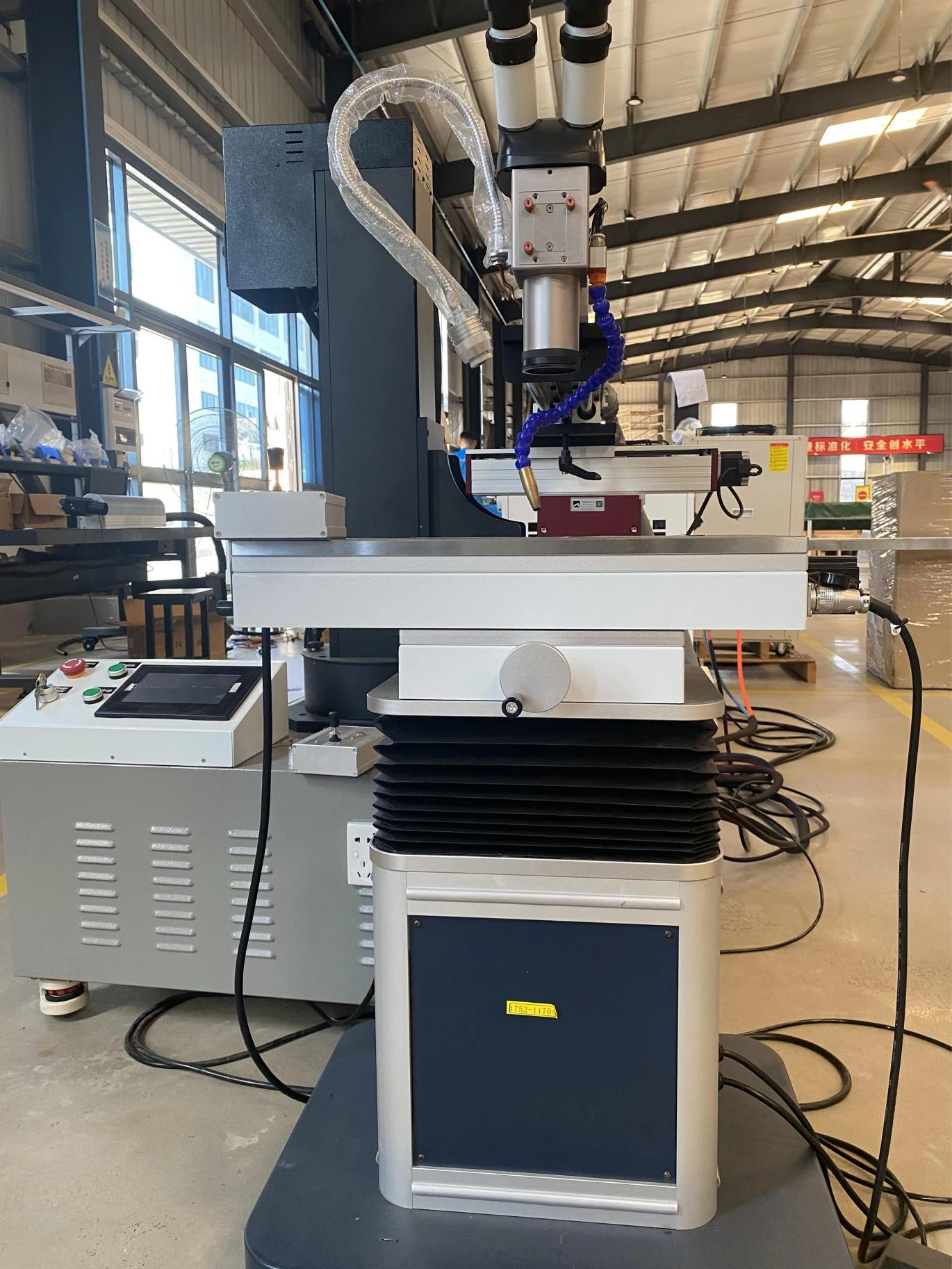 Mould Optical Fiber Laser Welding Machine For Repairing