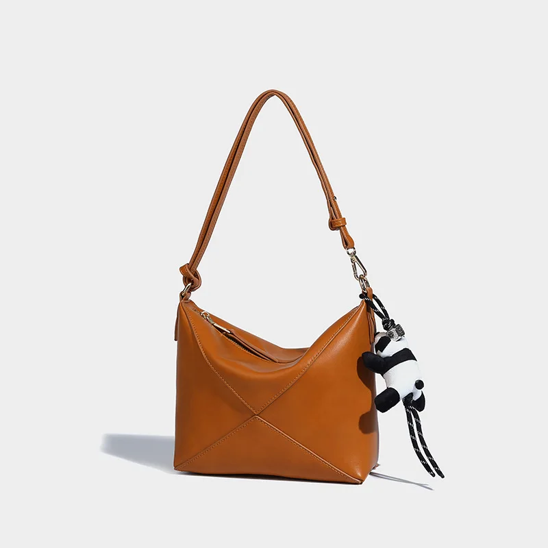 

Luxury Designer Handbag Purses New In PU Cartoon Bear Ornaments Small Underarm Shoulder Initials Bags For Women