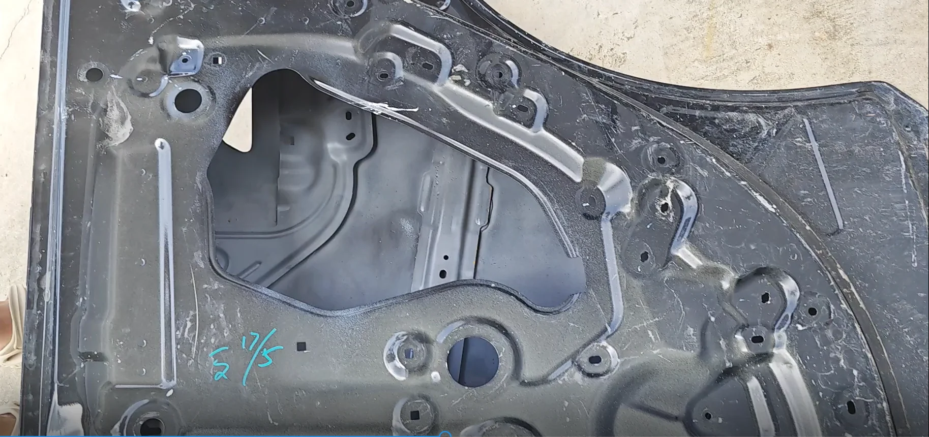 High Quality Durable Original Factory Hidden Handle Car Door Assembly for Li Auto L7