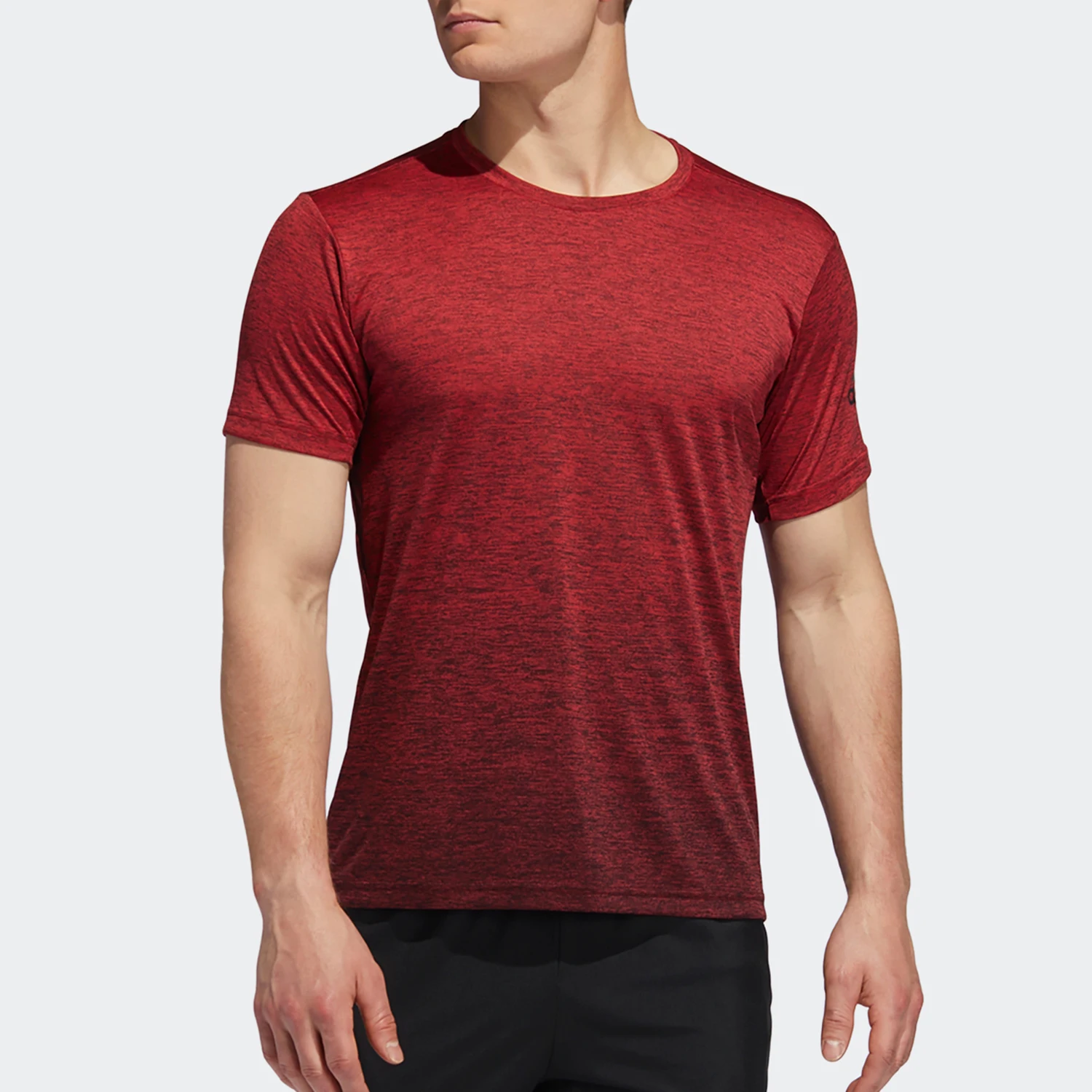 

Мужская повседневная спортивная футболка с коротким рукавом Adidas Authentic FreeLift gradi EC1090