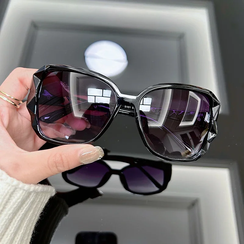 

Square Vintage Sunglasses Women Brand Designer Mirror Sun Glasses Female Fashion Outdoors Driving Big Frame