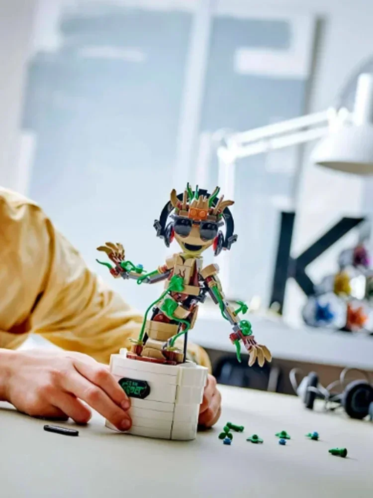 Thumbnail 3 - #29 Best Animal Model Figures to Buy In 2026