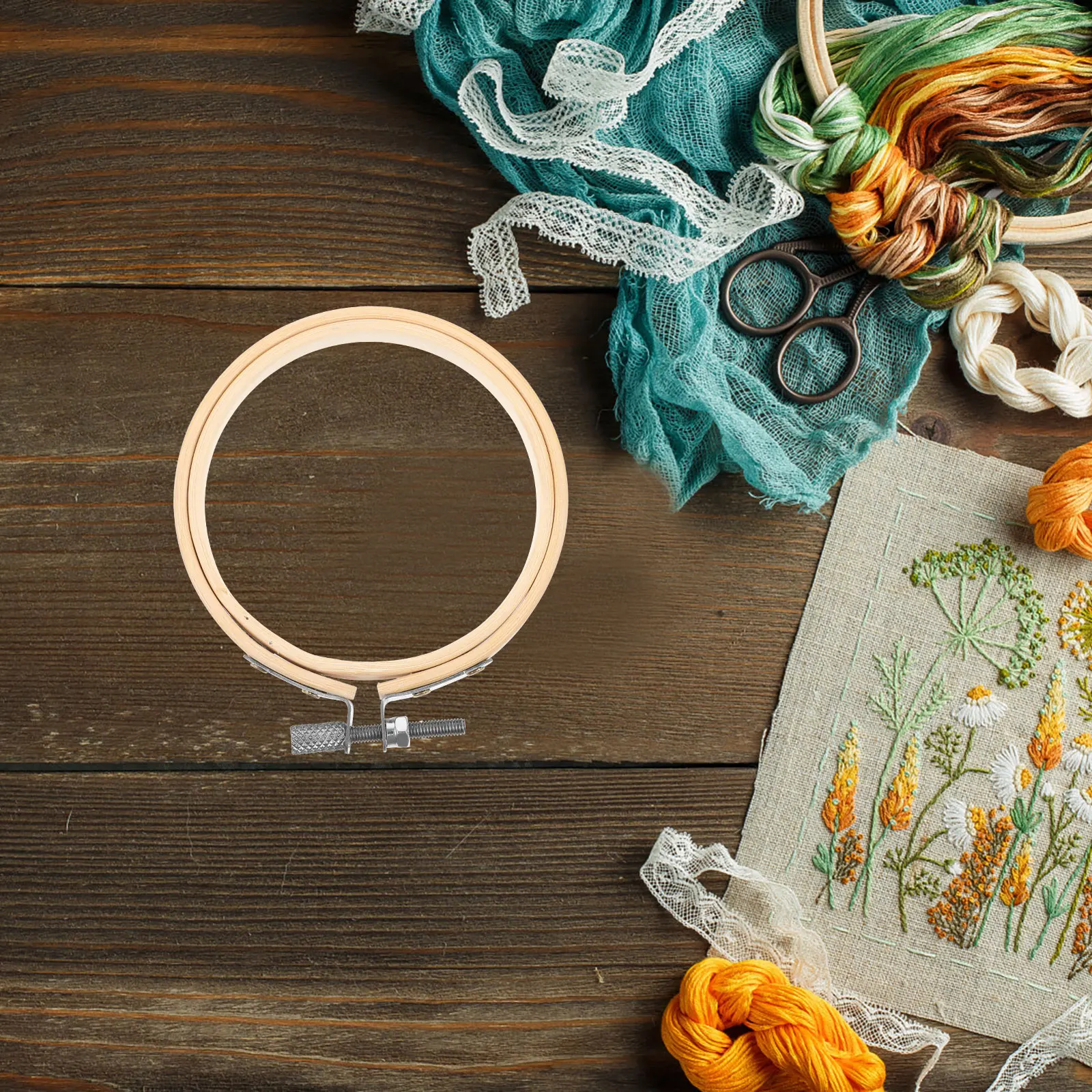 

1Pcs 13Cm Bamboo Embroidery Frame Smooth Tight Fabric Fixing Tool for Cross Stitch DIY Craft Enthusiasts Home Decor Ornament