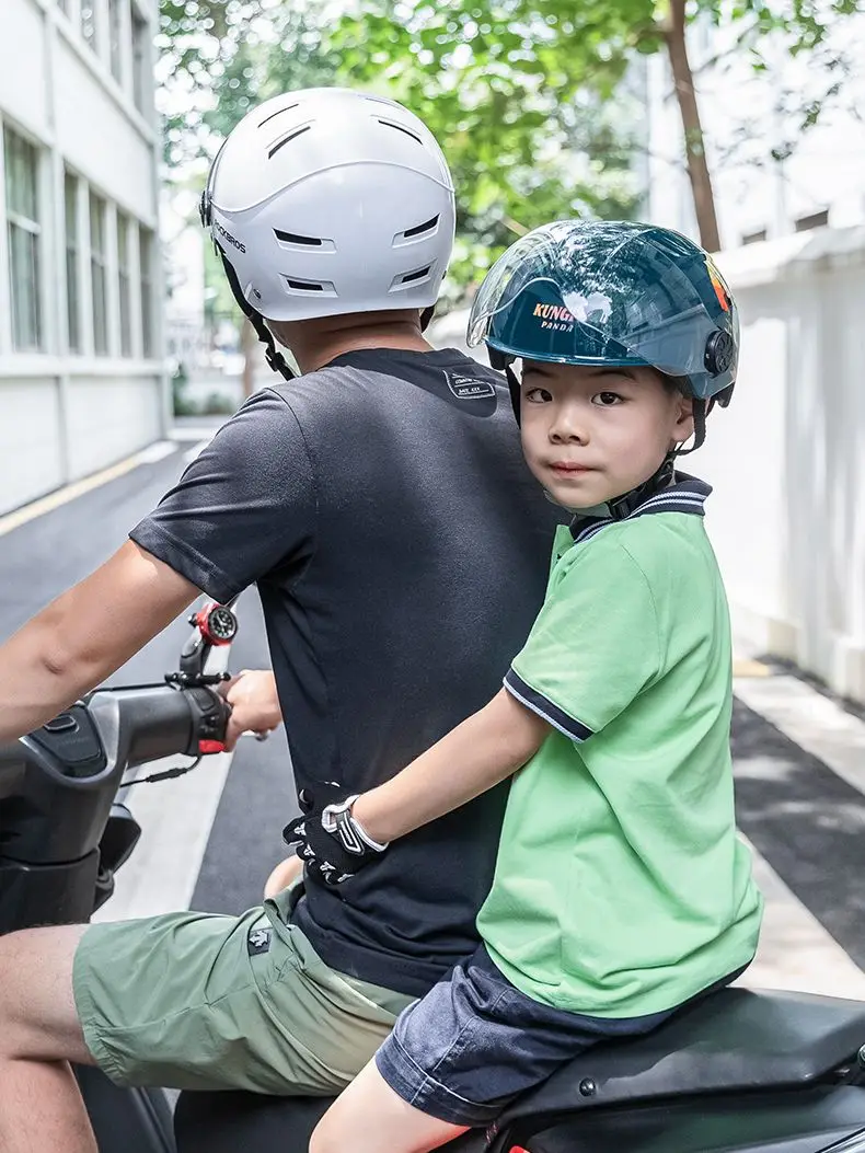 AliExpress ROCKBROS Children's Bicycle Helmet Integrally-Molded Child Kids Scooter Bike Helmet Cartoon Motorcycle Cycling Safety Cap Helmet