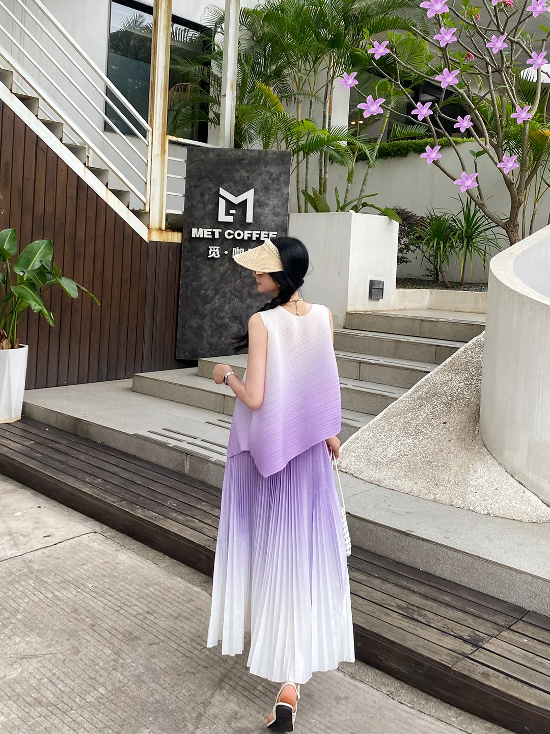 Folded Summer Women Two Piece Gradient Sleeveless T-shirt High Waist Casual Folding Half Skirt Female Elegant Set