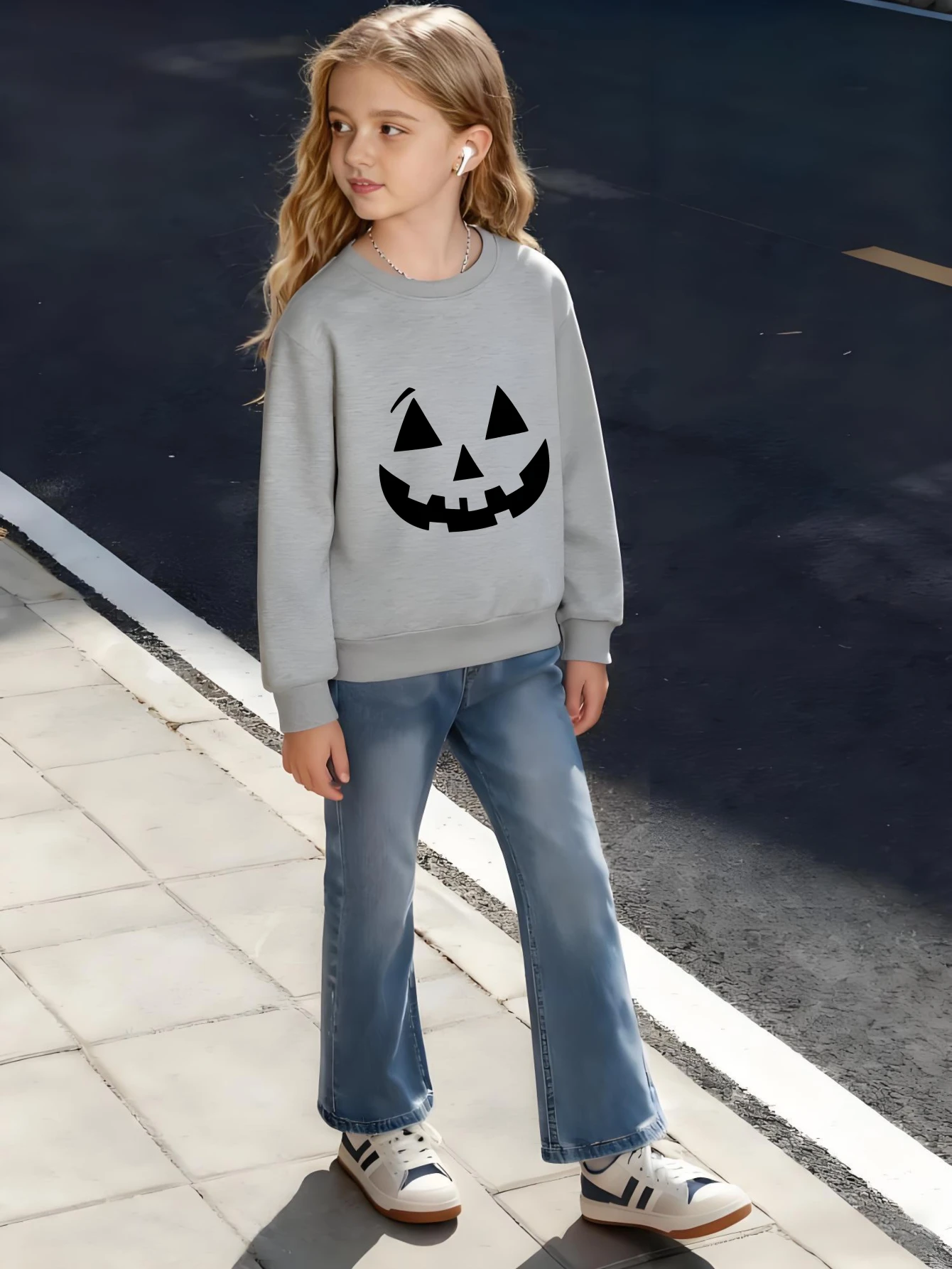 

​Kids Children's Cotton Sweatshirt Halloween Pumpkin Face Simple Design for Boys Girls Minimalist Holiday Style​
