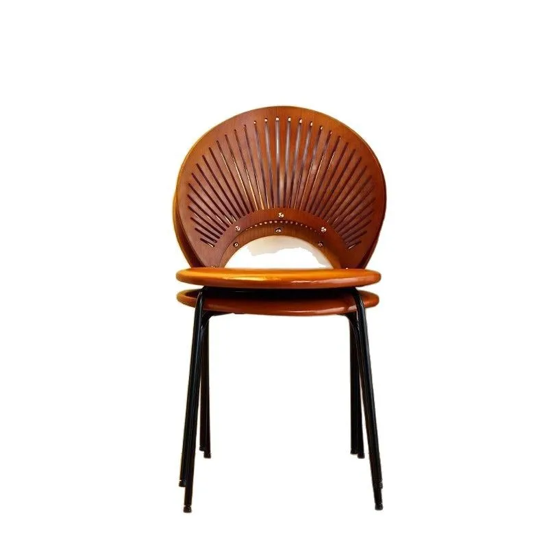 

Скандинавский обеденный стул из массива дерева, простой стул с подголовником в стиле интернет-селебрити, легкий роскошный стул для обеденного стола, средневековый стул с спинкой