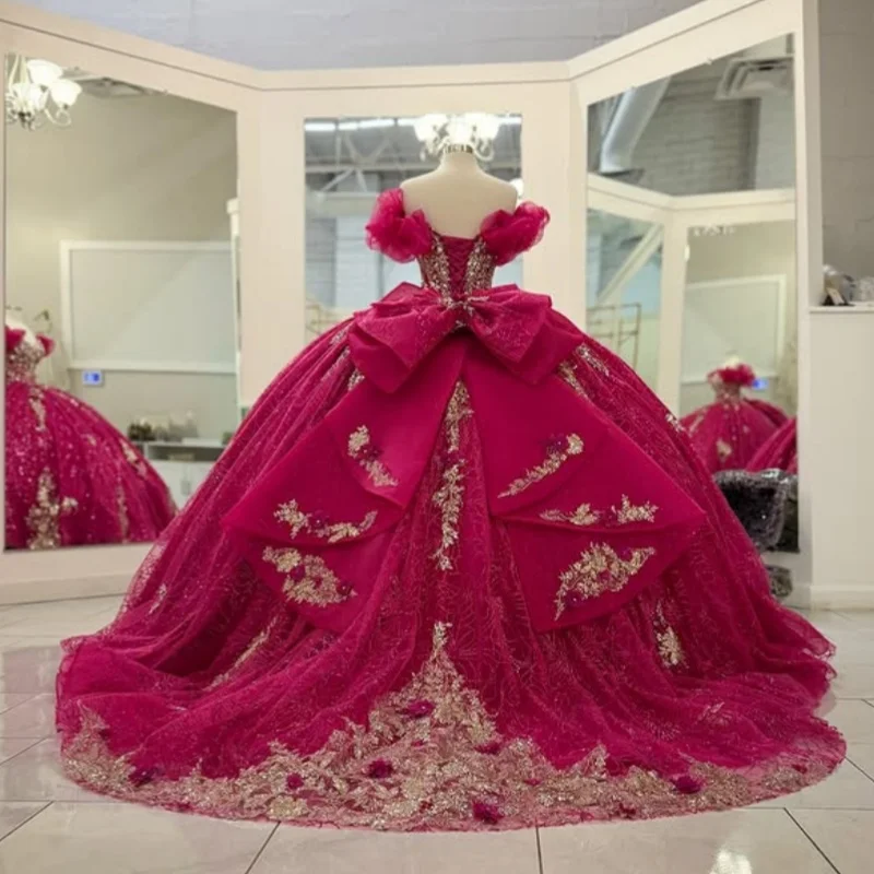 ชุดเดรสงาน Quinceanera สีชมพูโรสบลัช ประดับลูกไม้ คริสตัล ดอกไม้ 3 มิติ ผ้าทูลล์ กลิตเตอร์ โบว์  ชุดเดรสสำหรับงาน Quinceanera อายุ 15 ปี ﻿ ปรับแต่งได้