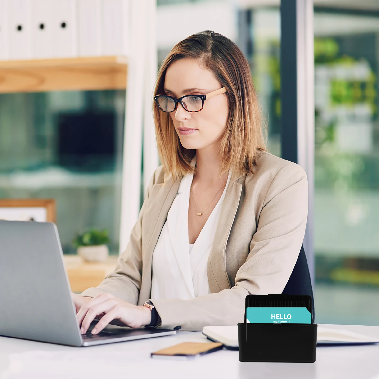 

Business Card Holder Large Capacity ABS Material Safe Desktop ganizer Card Box For Office Women Men Display Storage