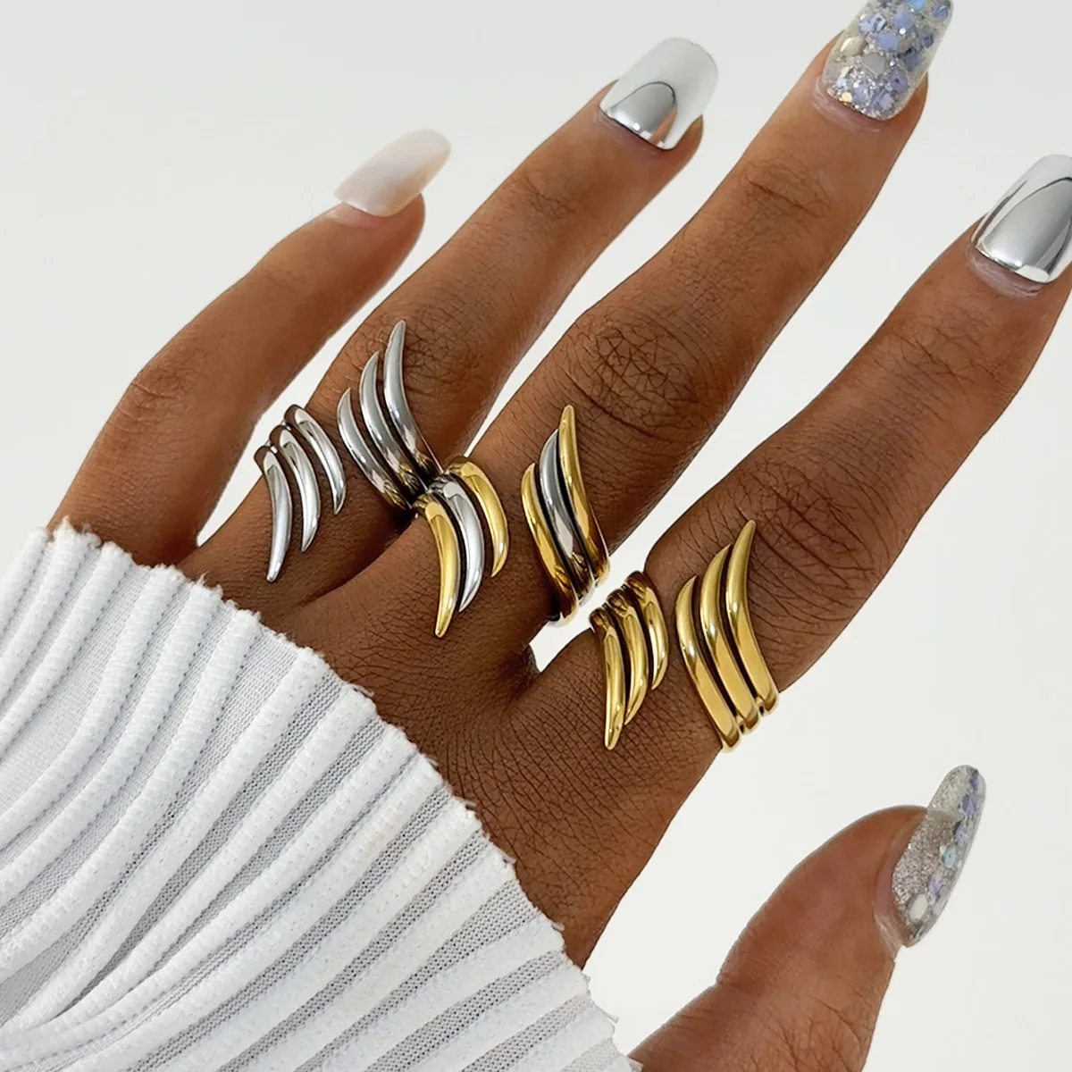 Minimalistische Ringe aus Edelstahl mit 18 Karat vergoldeter Linie, dünn, wasserdicht, hochwertiger Schmuck, stapelbare Ringe, Damen-Accessoires, Geschenke