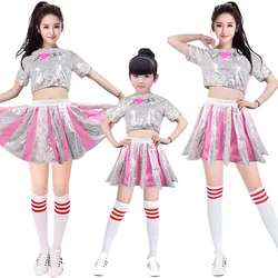 Migotanie cekinowy krótki rękaw różowy kobiety cheerleaderek kostium dziewczyna taniec jazzowy Hip Hop cheerleaderka jednolita wydajność konkurencji