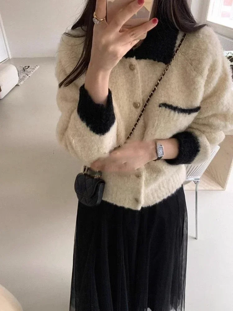 Ezgaga Elegant Knitted Cardigan Women French Style Turn Down Collar Contrast Outwear Loose Sweater Vintage Office Lady Crop Tops