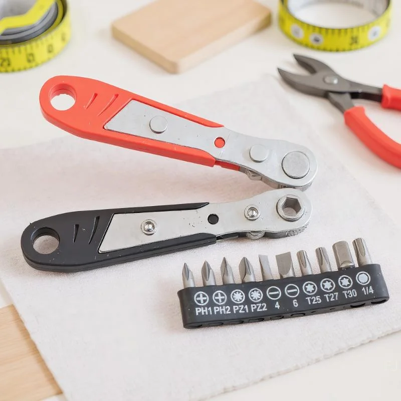 

Rapid Ratchet Wrench, 1Pcs Tiny Socket Tool, DIY Hand Repair Multi-tool Screwdriver