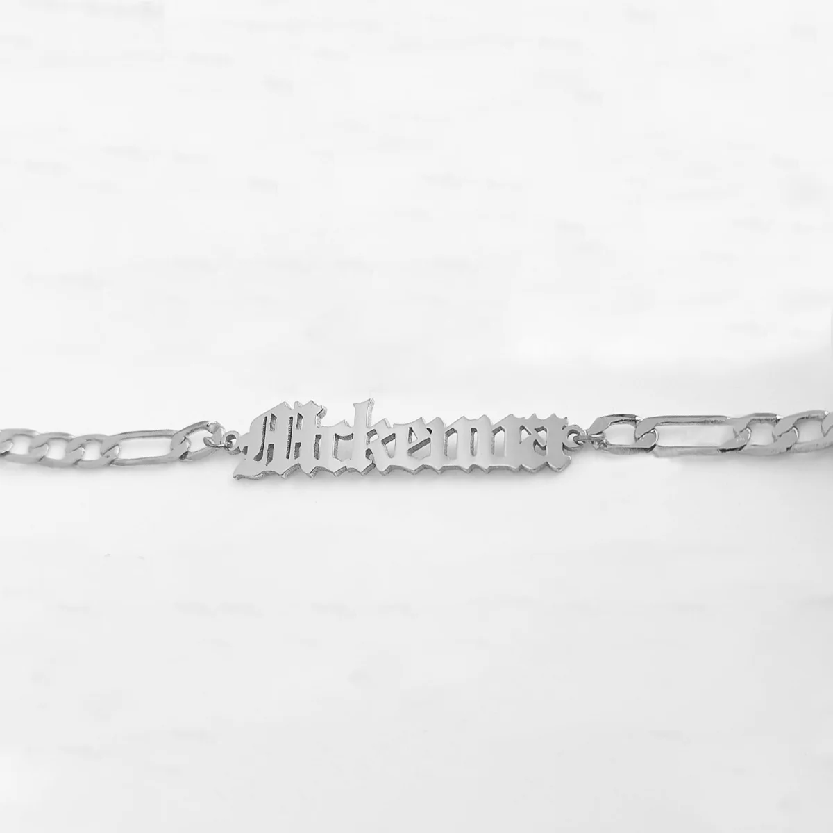 اسم مخصص خلخال للنساء شخصية الإنجليزية القديمة رسالة الكوبية سلسلة الخلخال البوهيمي الشاطئ مجوهرات الكوبية الكاحل سوار هدية