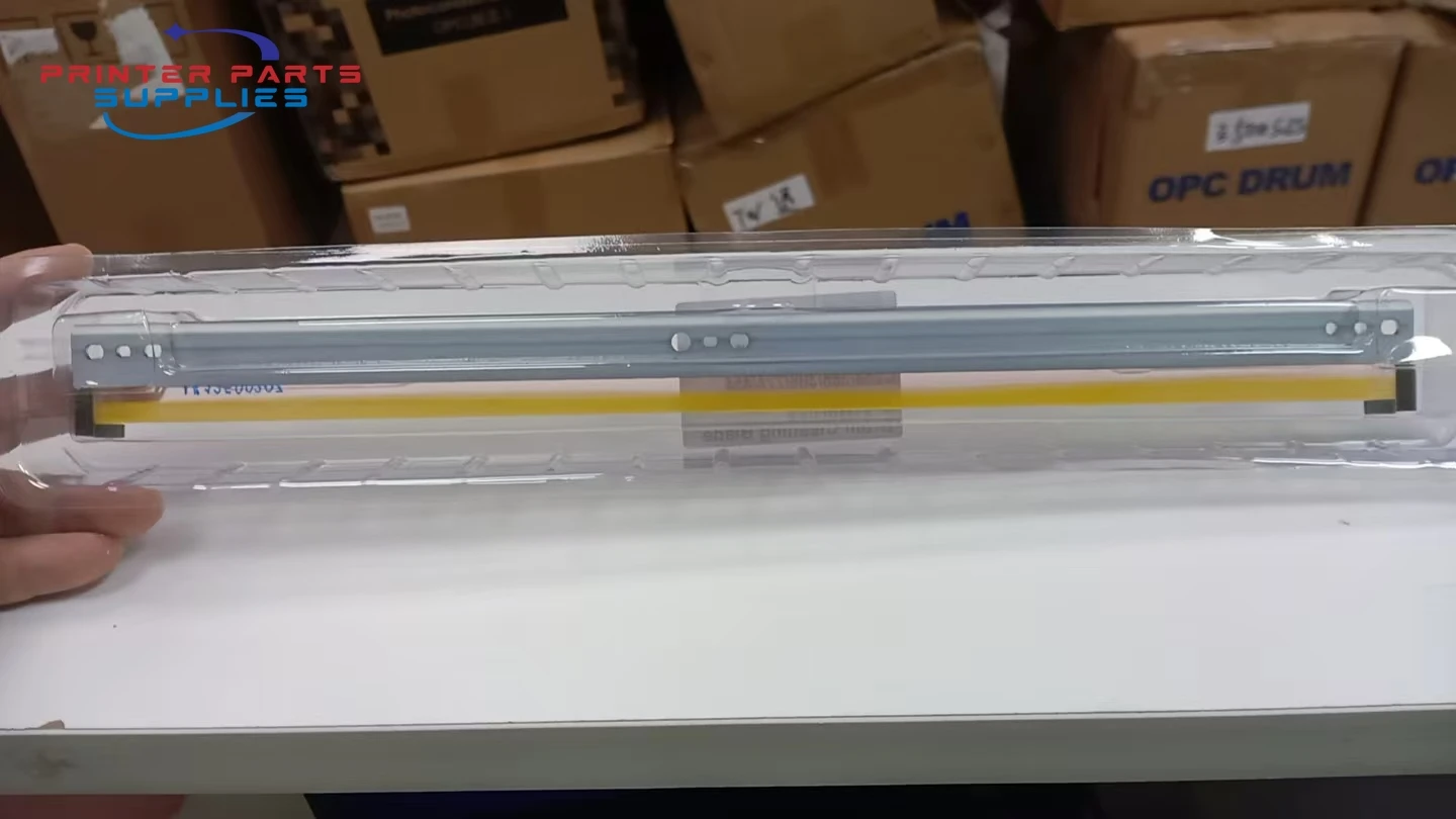 

DR512 Drum Cleaning Blade for Konica Minolta Bizhub C224 C284 C364 C454 C554 C226 C256 C266 C221 C281 C227 C287 C258 C368 C308