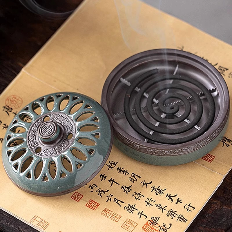 15.5*13*7.8cm Large Ceramic Lncense Burner Creative Lndoor Decorative Ltem Home Use with Lid Cyanlblack Ceramic Lncense Burner