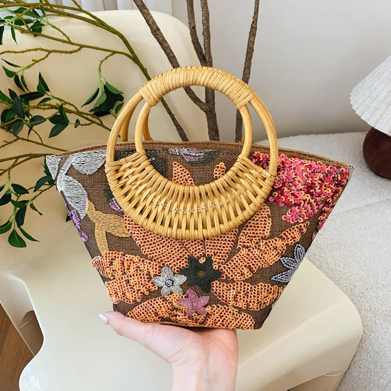 

Flower Sequined Basket Bags for Women Round Wicker Handle Handbags and Purses Bohemian Embroidery Linen Beach Bucket Bag Purses