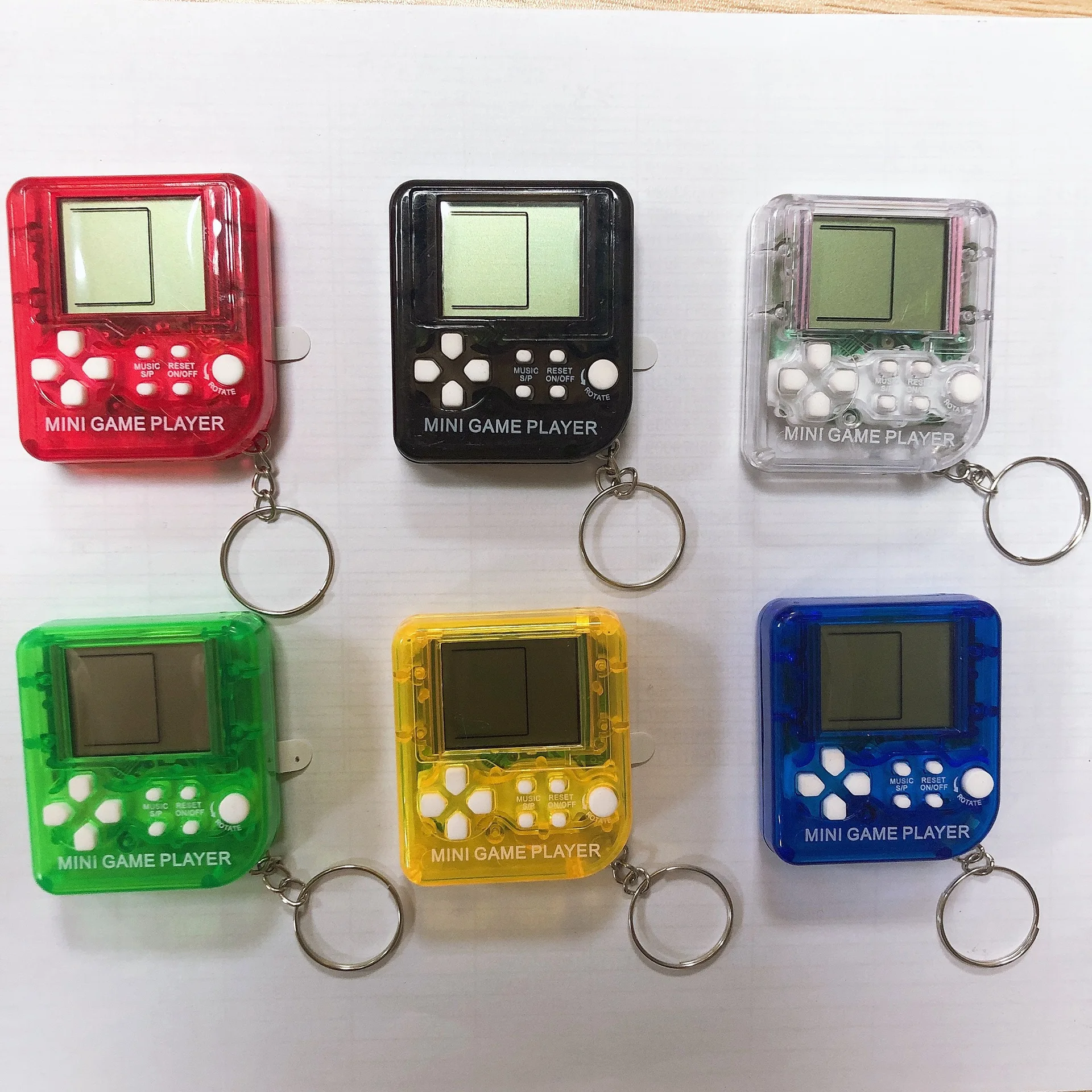 Cute Game Machine Keychains Game Console Charms Keyrings for Women Men Car Key Handbag Pendants Key Chains DIY Accessories