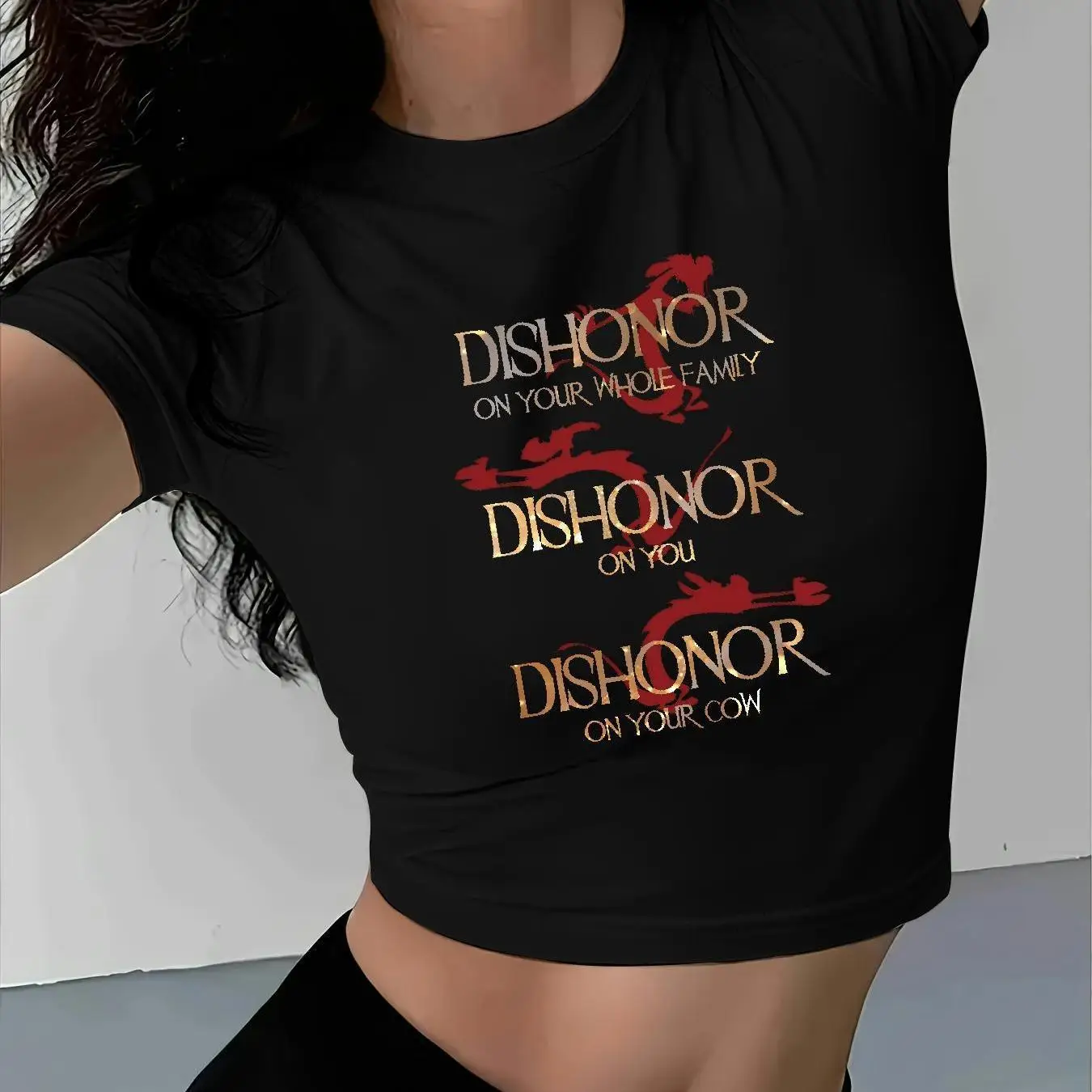 تي شيرت قصير مستوحى من Y2K Mulan للسيدات هو زي صيفي يتميز بتصميمات Mulan and Mushu Dragon للمناسبات والملابس غير الرسمية #6