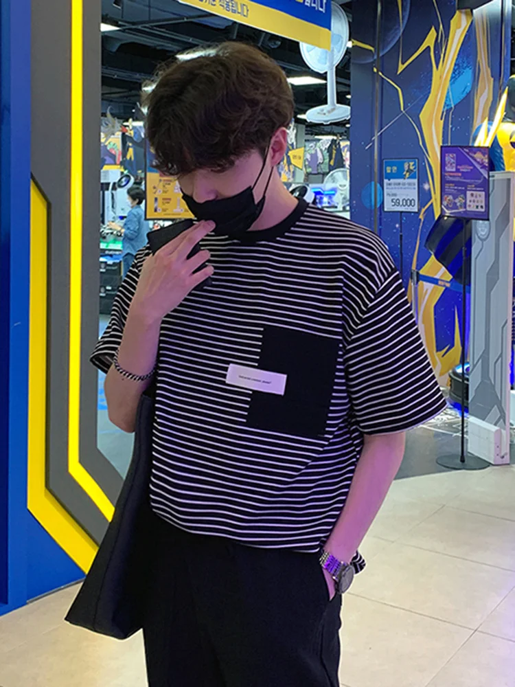 Casual Men's Round Neck Stripes Chest Decoration T-shirt 2022 New Korean Style Personality Contrast Color Tops 2A2129