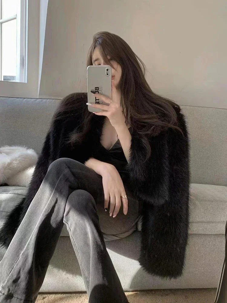 Осеннее укороченное пальто из искусственного меха для женщин Y2K Модная уличная одежда с круглым вырезом Пушистая короткая куртка Корейский элегантный кардиган Парка из искусственного лисьего меха