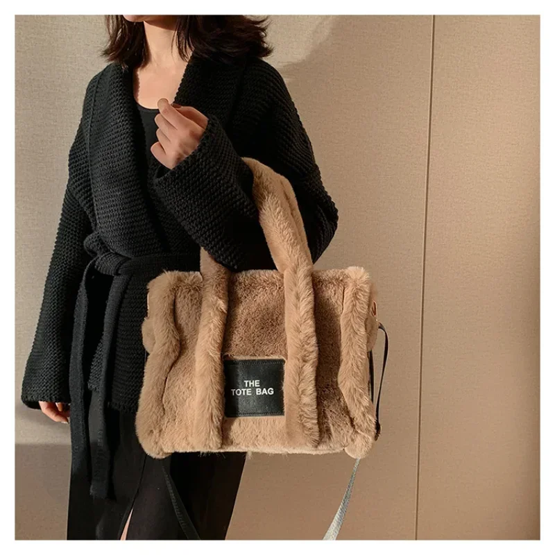 Fashion Faux Fur Tote Bag for Women Luxury Designer Handbag Winter Plush Shoulder Bag Crossbody Bags Large Capacity bolso mujer