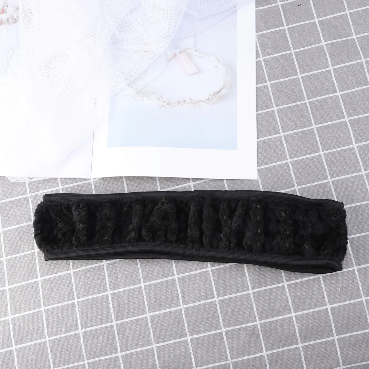 

Car Steering Wheel Cover Antiskid Four Seasons Elastic Band for Diameter 36-38CM Steering Wheel Car (Black)