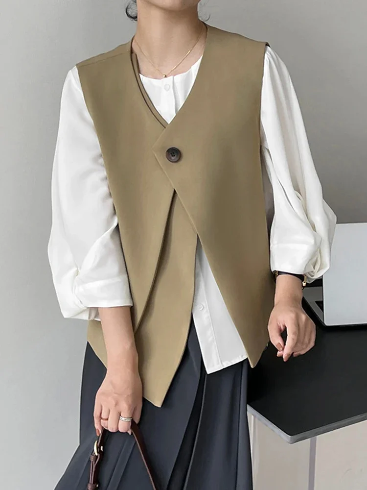 

Women Fashion Vest V-neck Sleveless Solid Color Single Button Irregural Coat Versatile 2025 Female New Clothing 2Z1336