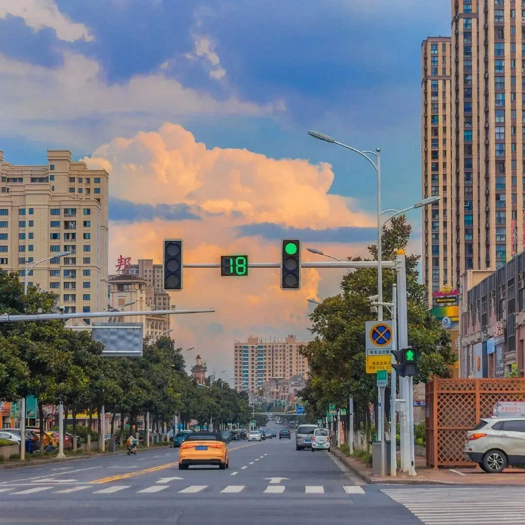 

Android 14 Car Radio Multimedia Player For Land Rover Discovery Sport L550 2015-2019 Touch Screen GPS Navigation Stereo HeadUnit