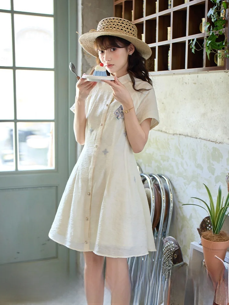 

ort Sve Embroidered Waist Cinched Summer Dr for Women in Silk Lyocell by Thirteen Surplus Traditional Chinese Sle