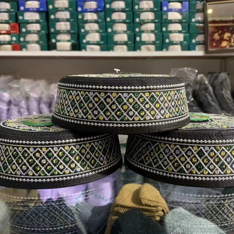 Muzułmańskie czapki dla mężczyzn Odzież Produkty podatkowe Turcja Darmowa wysyłka Modlitwa Siatka Żydowski kapelusz Kippa Islamski Kufi Topi Embriodery 03299