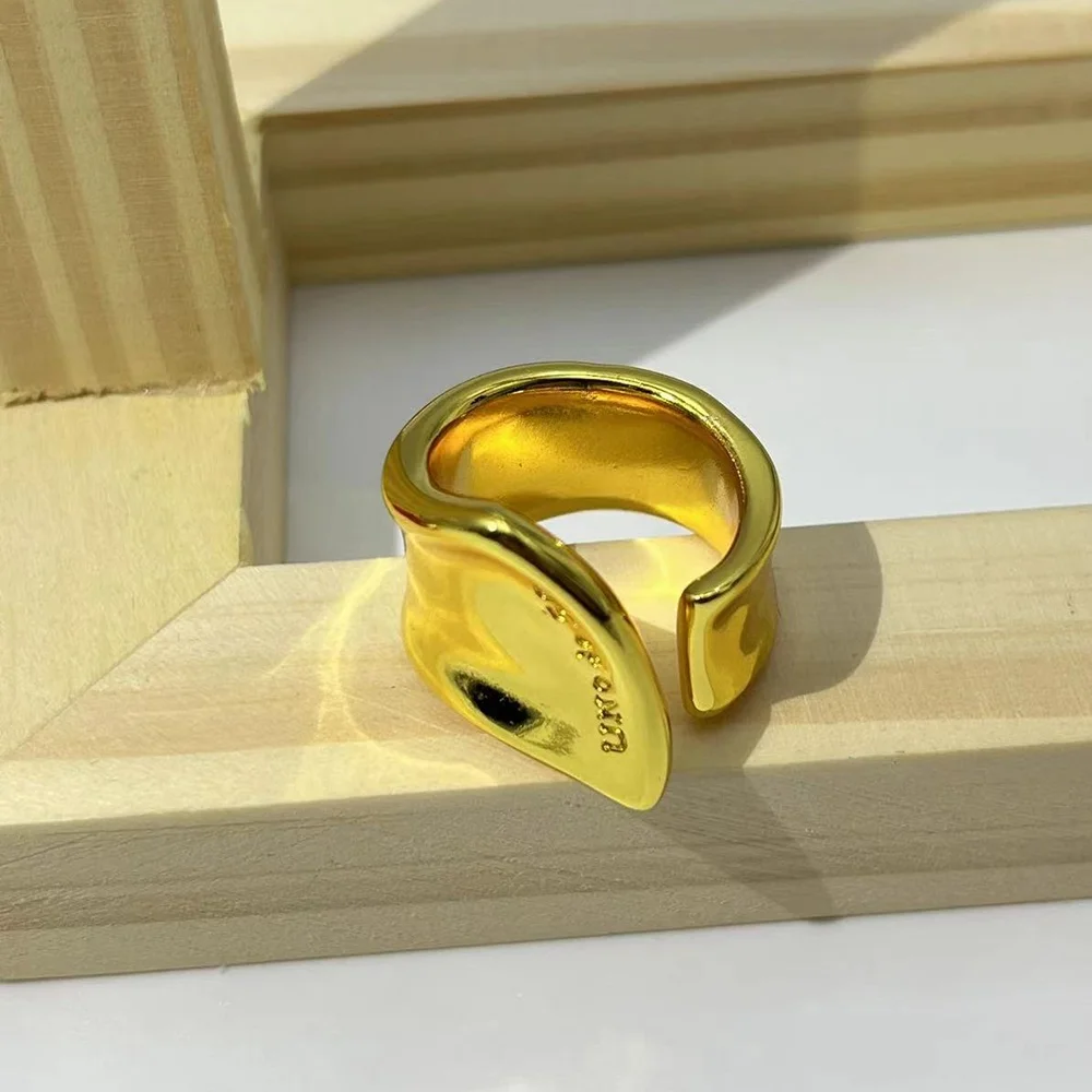 2024 Spain Fashion High Beauty Irregular Gold Geometric Open Ring Couple's Pair Ring Outdoor Accessories Valentine's Day Gift