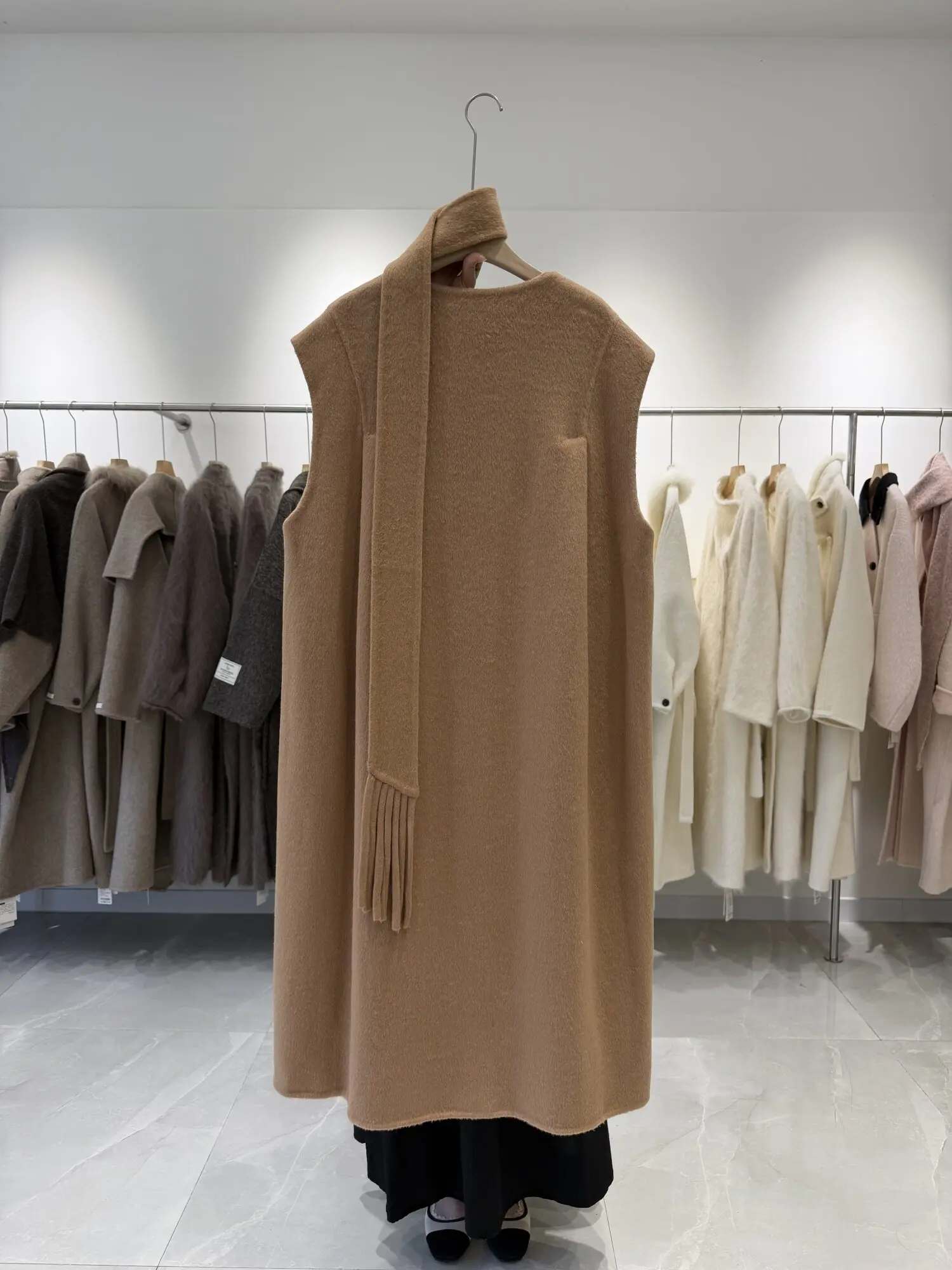 Women New Early Autumn French Sleeveless Wide Shoulder Wool Vest With Tassel Scarf Korean Long Dress Style Versatile Outerwear