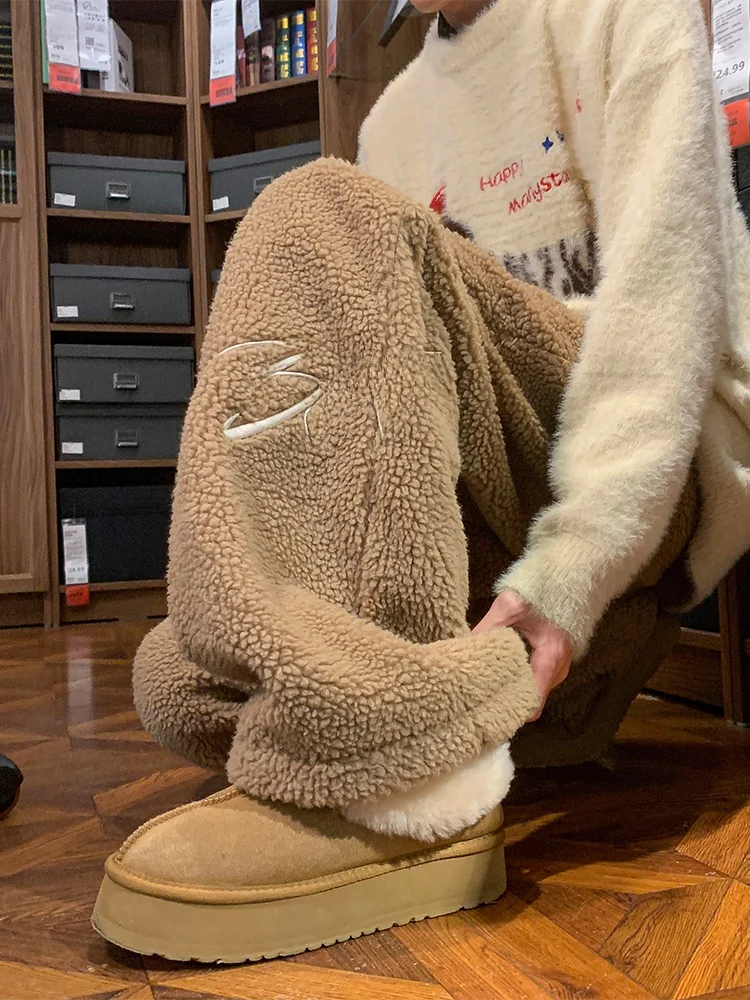 

Thiened Fce Winter Pants Men's American Embroidery Outdoor Wear Small Size Lamb Velvet Harbin Cold Resistance Cotton Pants