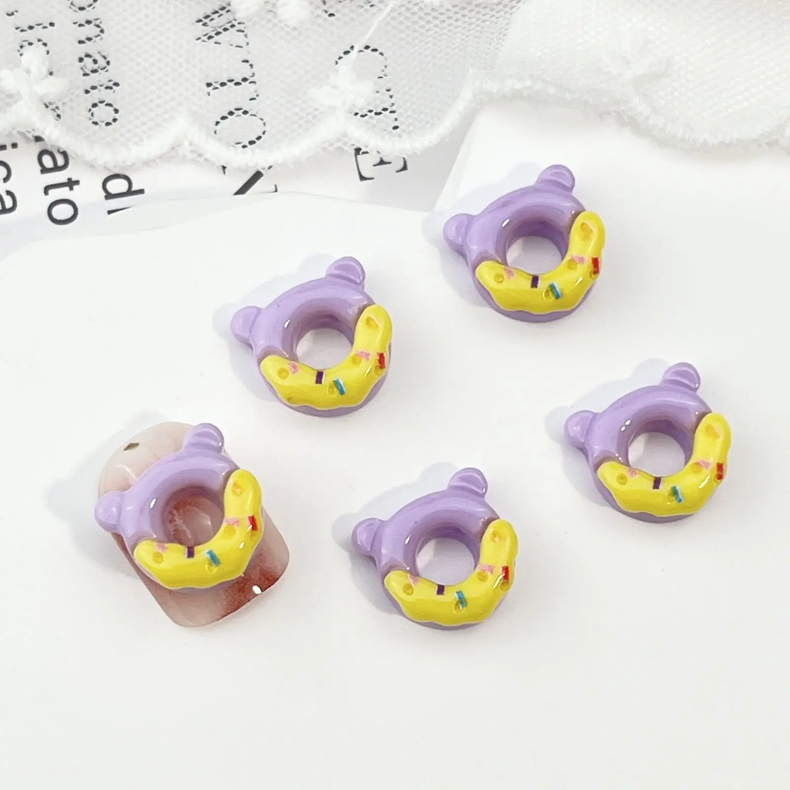 10 stks 3D Hars Cartoon Donuts Ontwerp Nail Charms Sieraden Bulk Gemengde Kleuren Donuts Nail Art Decoraties Onderdelen Kawaii Accessoires