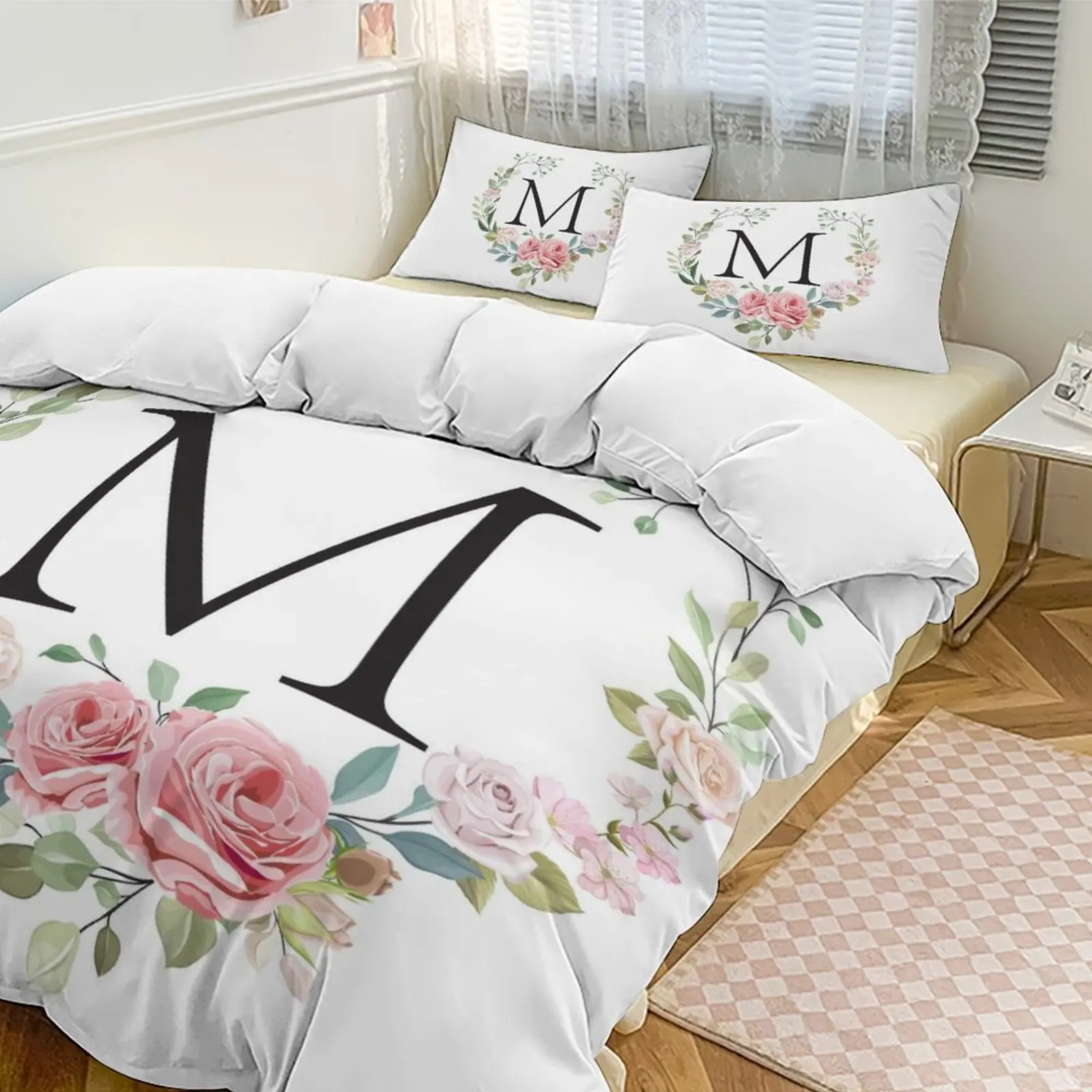 

Romantic Floral and Letter "M" Printed Thickened Bedding Set for Cozy Bedrooms in Homes and Hotels
